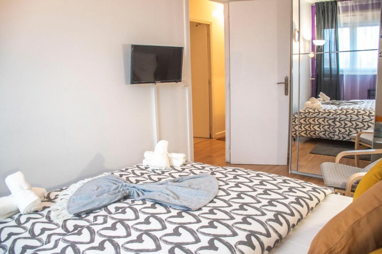 Apartment Villeneuve Stade de France Free parking WiFi Buitenkant foto